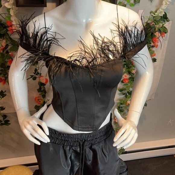 Micas Feathered Trim Off the Shoulders Satin Corset Style Crop Top RefHHH‎ - Picture 7 of 12